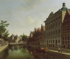 Widok na Kloveniersburgwal w Amsterdamie, z Waag i barką zacumowaną przed Trippenhuis po prawej stronie, 1685